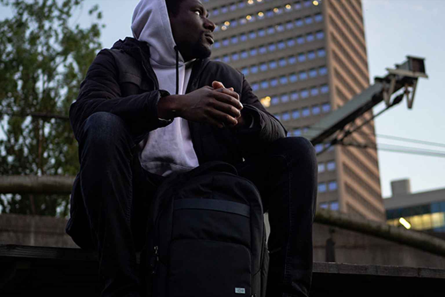 Profilartikler og Skilt